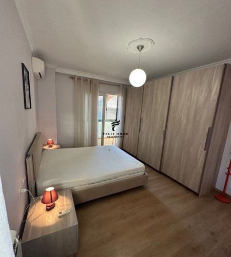 Tirane, jepet me qera apartament 2+1+Ballkon Kati 2, 117 m² 650 € (RRUGA E ELBASANIT)