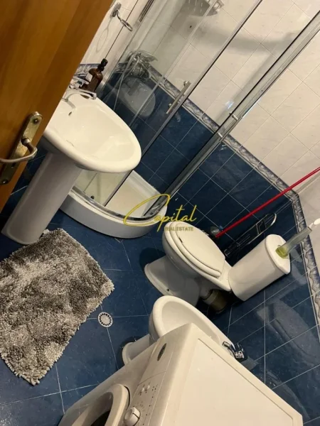 Tirane, jepet me qera apartament 2+1 Kati 4, 120 m² 600 € (DON BOSKO)