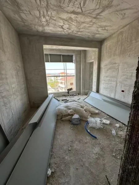 Tirane, shitet apartament 2+1+Ballkon Kati 2, 104 m² 165.000 € (JORDAN MISJA)