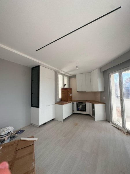 Tirane, jepet me qera apartament 1+1+Ballkon Kati 3, 75 m² 550 € (RIVER RESIDENCE)