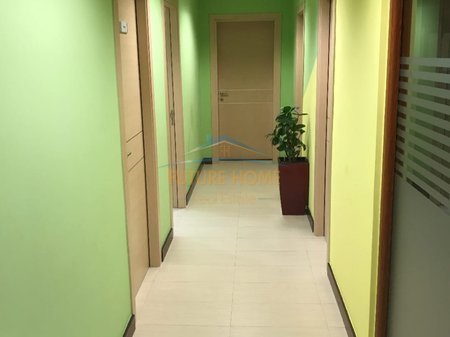 Tirane, shitet apartament 3+1 Kati 3, 165 m² 550.000 € (Rruga Nikolla Tupe)