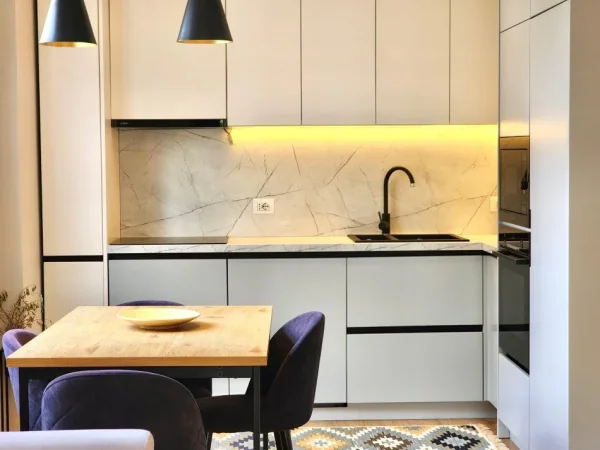 Tirane, shitet apartament 2+1 Kati 3, 93 m² 230.000 € (Liqeni i thate - Kompleksi FZ)