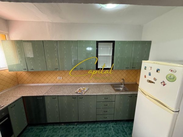 Tirane, shitet apartament 2+1 Kati 2, 72 m² 115.000 € (ALI DEMI)