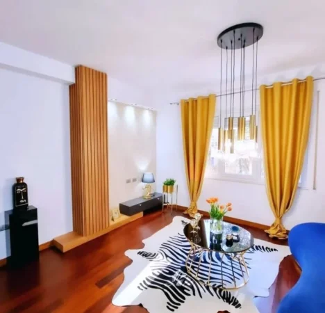Tirane, shitet apartament 2+1 , 105 m² 220.000 € (Kopshti botanik)