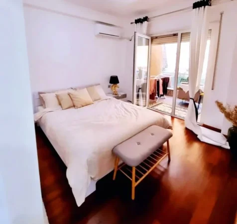 Tirane, shitet apartament 2+1 , 105 m² 220.000 € (Kopshti botanik)