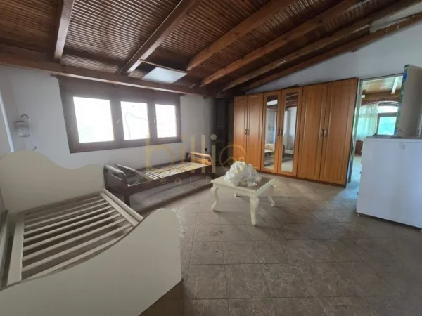 Tirane, shitet ,laprake, 225 m² 240.000 €
