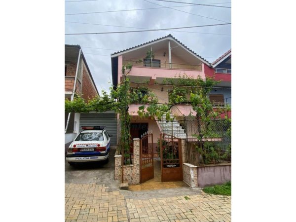 Pogradec, shitet 3 Katshe Kati 0, 218 m² 195.000 € (Pogradec)