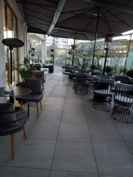 Tirane, jepet me qera shtepi 1 Katshe Kati 0, 261 m² 1.600 € (Rruga Ndre Mjeda)