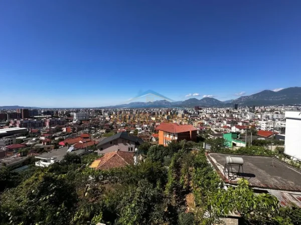 Shitet, Apartament 1+1, Selite,Tirane