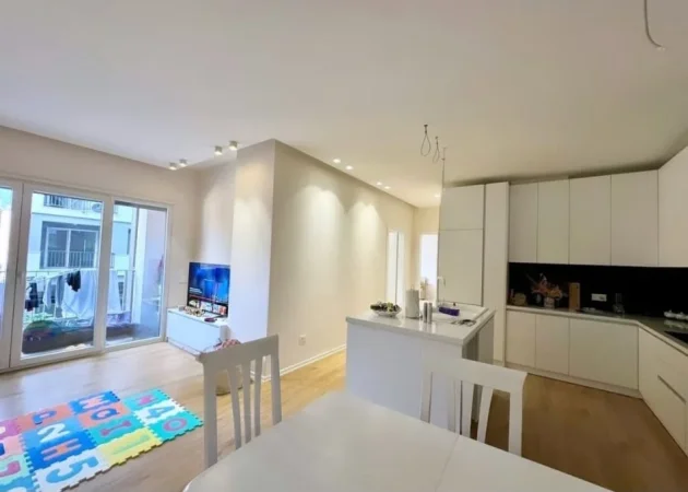 Tirane, shitet apartament 2+1 Kati 1, 106 m² 228.000 € (Selvia)