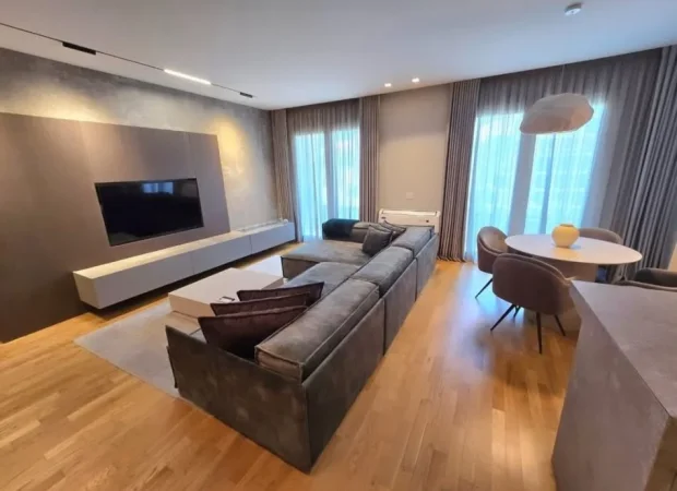 Tirane, shitet apartament Kati 8, 600 m² 15.000.000 € (Liqeni)