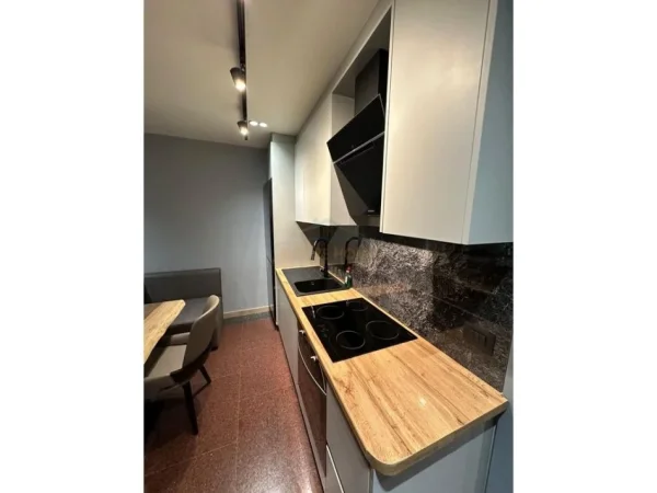 Tirane, shitet apartament 1+1 Kati 1, 58 m² 171.900 € (Shallvaret)
