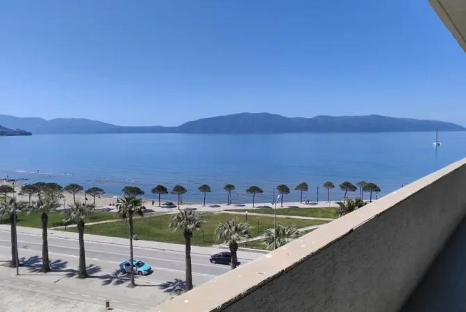 Vlore, shitet apartament 2+1 Kati 5, 147 m² 397.000 € (Lungomare)