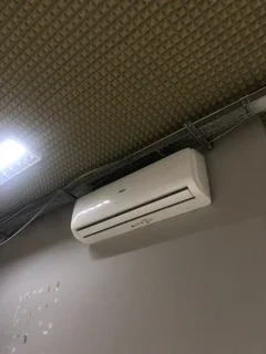 Tirane, jap me qera ambjent biznesi Kati 2, 350 m² 3.000 € (Rruga Pjetër Budi, Tirane)