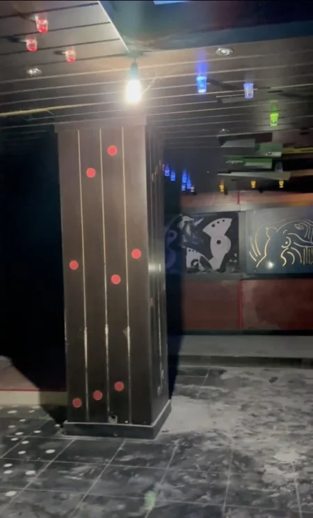 Tirane, jap me qera ambjent biznesi Kati -1, 325 m² 2.500 € (Rruga Pjetër Budi, Tirane)