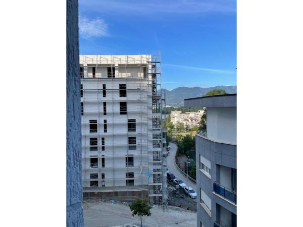 Qera,Apartament 2+1+2+Post Parkimi,Kopshti Zoologjik.