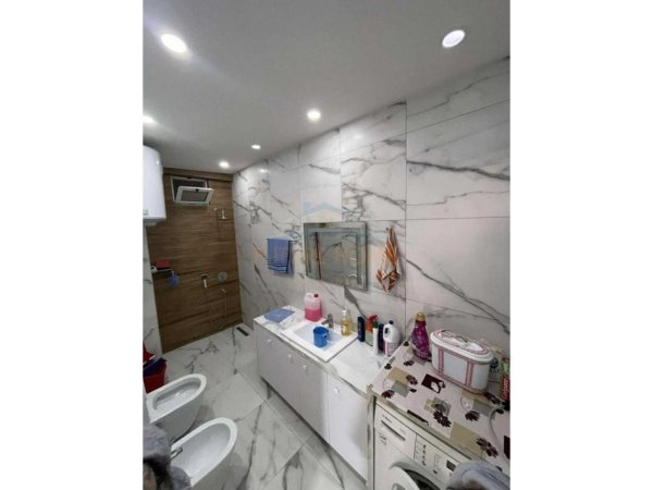 Tirane, shitet apartament 1+1+Ballkon Kati 1, 77 m² 85.000 € (Misto Mame)