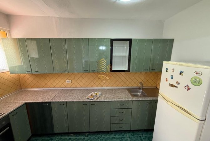 Tirane, shitet apartament 2+1 Kati 2, 72 m² 115.000 € (Ali Demi)