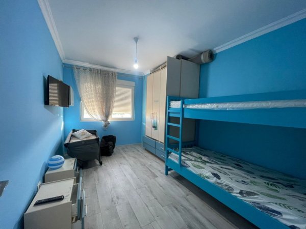 Tirane, jepet me qera apartament 2+1+Ballkon Kati 8, 100 m² 500 € (Astir, Kompleksi Fratari)