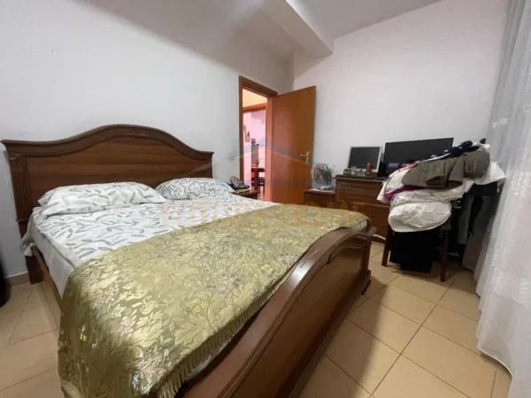 0683487469  Tirane, shitet apartament 2+1+Ballkon Kati 4, 123 m² 223.000 € (Xhamia e Tabakeve)