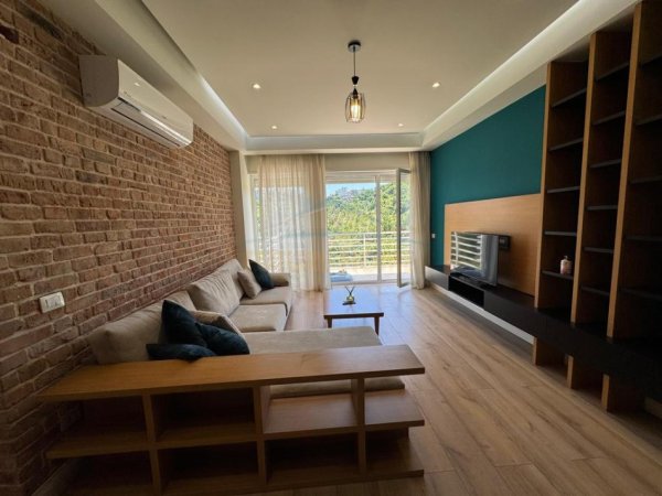Tirane, jepet me qera apartament 2+1+Ballkon Kati 3, 106 m² 700 € (Rezidenca Kodra e Diellit 1)