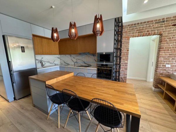 Tirane, jepet me qera apartament 2+1+Ballkon Kati 3, 106 m² 700 € (Rezidenca Kodra e Diellit 1)