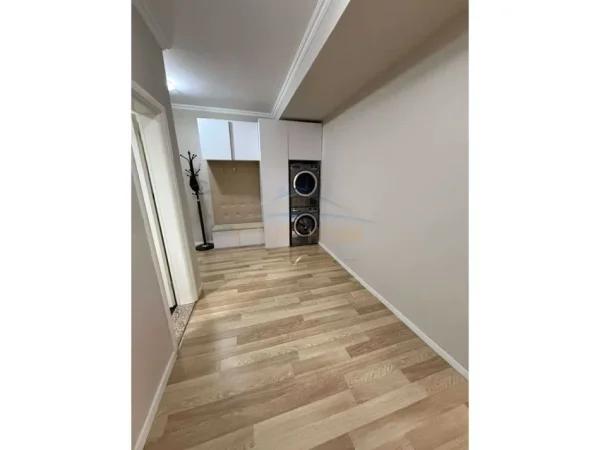 Tirane, shitet apartament 2+1+Aneks+Ballkon Kati 7, 98 m² 320.000 € (BLLOKU)