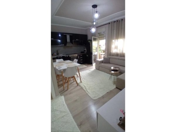 Tirane, shitet apartament 3+1 Kati 2, 78 m² 150.000 € (Fondacionit ELEONORA)