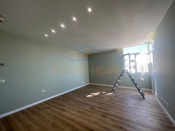 Durres, shitet apartament 2+1 Kati 9, 74 m² 123.000 € (Kazazi)