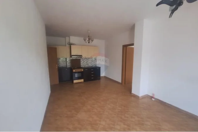 Tirane, shitet apartament 2+1 Kati 3, 116.000 € (Rruga e Thesarit, Tiranë)