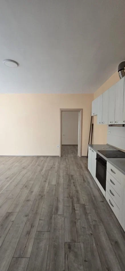Tirane, jepet me qera apartament 1+1 Kati 2, 65 m² 500 € (myslym shyri)