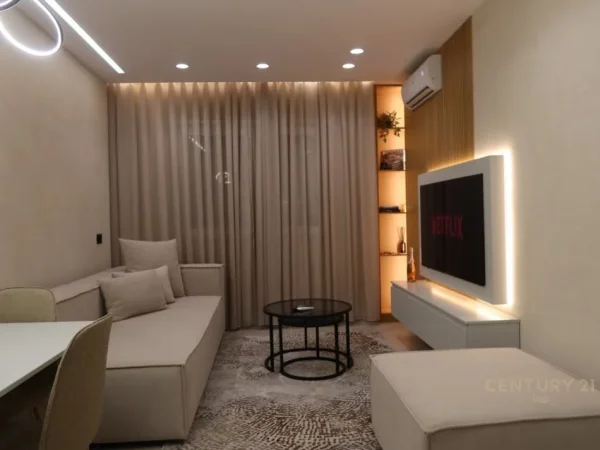 Tirane, shes apartament 1+1 Kati 10, 63 m² 194.000 € (Rruga e Bogdaneve)