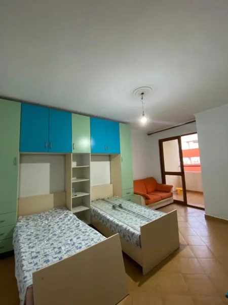 Tirane, shitet apartament 2+1 Kati 7, 95 m² 115.000 € (Yzberisht)