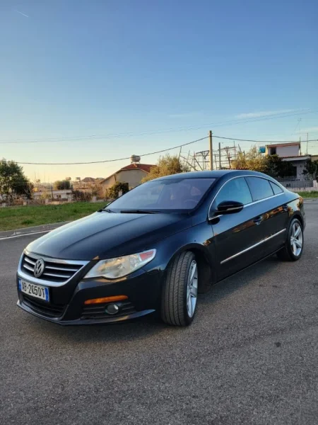 Tirane, shes makine Pasat cc Benzin, e zeze automatik Kondicioner 240.000 km 5.000 €