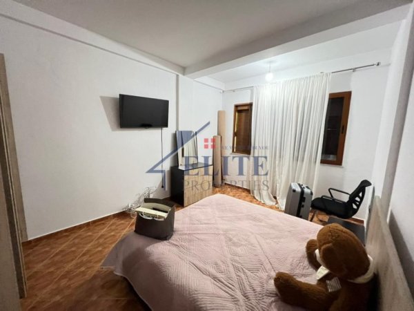 Tirane, jepet me qera apartament 3+1+Ballkon Kati 2, 120 m² 620 € (Ali Demi)