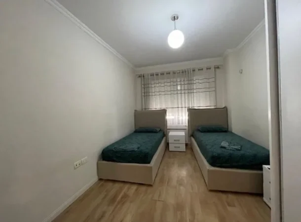 Tirane, shitet apartament 2+1+Ballkon Kati 6, 105 m² 295.000 € (KOMUNA E PARISIT)