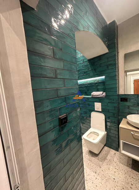 Tirane, jepet me qera garsonier Kati 5, 40 m² 500 € (Reshit Collaku)