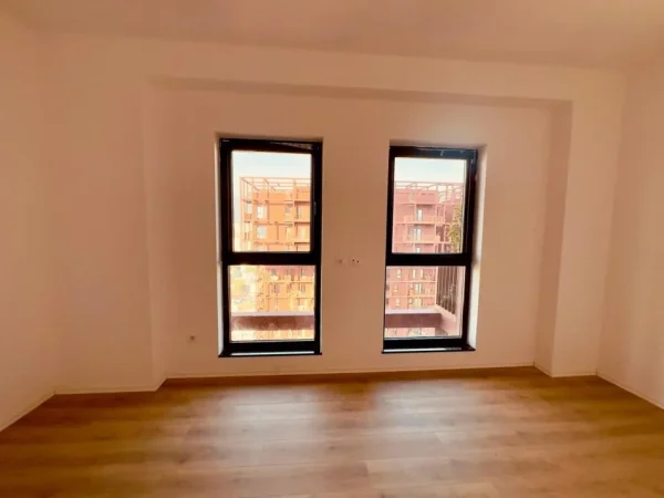 Tirane, Liste me oferta 3+1+Ballkon Kati 0, 115 m² (Rruga e Kavajes)
