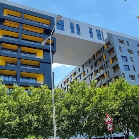 jepet me qera , 2.250 €