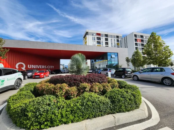 SHITET: ⭐️ Apartament Ideal 1+1+1 Ballkon - Rezidenca Univers City 📍- Pranë QTU - TIRANË me planimetri Perfekte dhe Orientimi Lindje Plotë Dritë. 🔥
