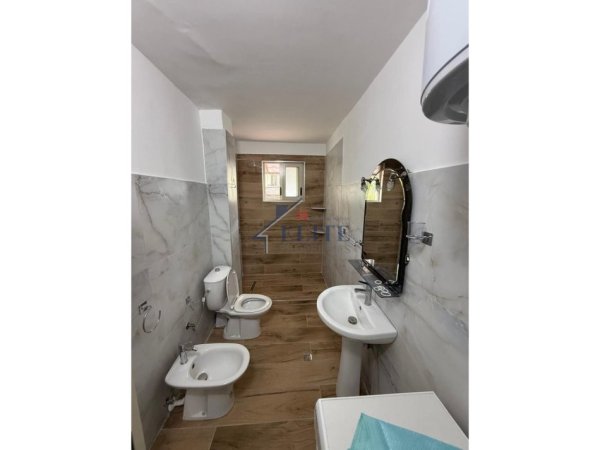 Tirane, shitet apartament 2+1+Ballkon Kati 2, 72 m² 115.000 € (Ali Demi)