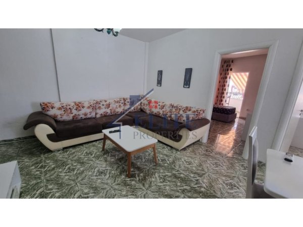 Tirane, jepet me qera apartament 2+1+Ballkon Kati 7, 87 m² 550 € (Don Bosko)