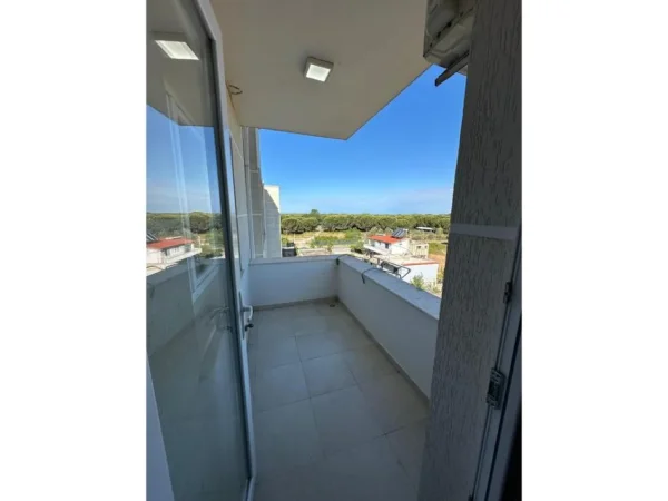 Shitet Apartament 1+1, Gjiri Lalzit, Durres.