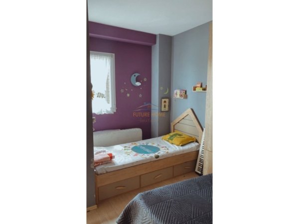 Tirane, shitet apartament 1+1 Kati 2, 77 m² 165.000 € (Ali Demit,Kompleksi Vind,Tirane.)