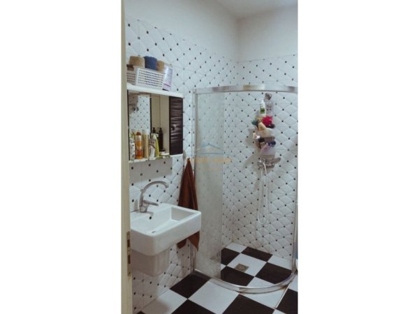 Tirane, shitet apartament 1+1 Kati 2, 77 m² 165.000 € (Ali Demit,Kompleksi Vind,Tirane.)