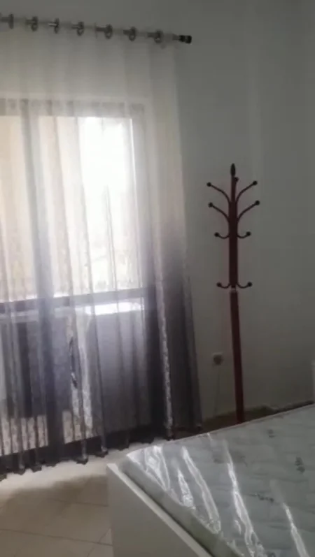 Tirane, shitet apartament 1+1+Ballkon Kati 4, 48 m² 110.000 € (Rruga e Kavajes , Rruga Stavri Themeli , prane globe)