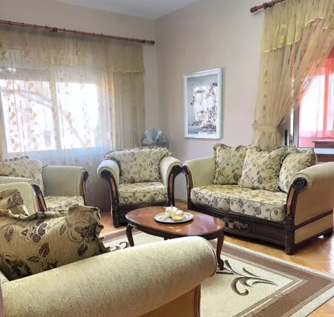 Tirane, shitet apartament 2+1 Kati 4, 95 m² 199.000 € (Myslym shyri)