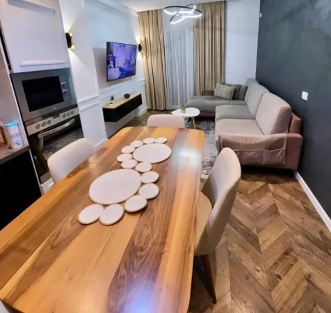 Tirane, shitet apartament 2+1 Kati 4, 90 m² 179.000 € (Tirana golden park)