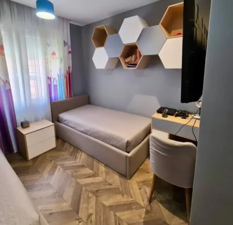 Tirane, shitet apartament 2+1 Kati 4, 90 m² 179.000 € (Tirana golden park)