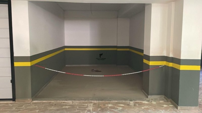 Tirane, jepet me qera apartament 1+1+Ballkon Kati 1, 84 m² 700 € (SELITE)